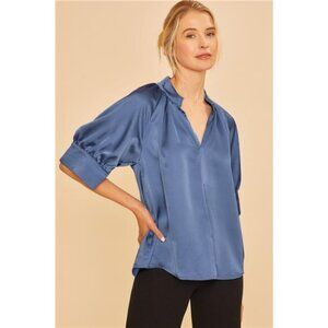 ✨NWT Annie Wear Satin V Neck Open Short Sleeve Woven Blouse Top